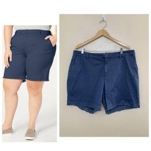 NWT Style & Co. Plus Mid Rise Frayed Hem Bermuda